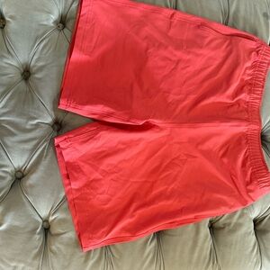 32 Degrees Red Athletic Shorts Lightweight Casual